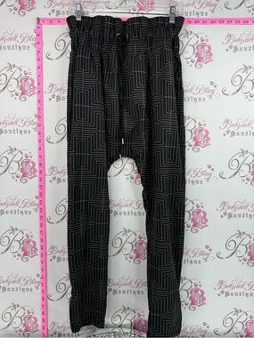 Lorna Jane pants high waist groovy Black Geometric-Print Jogger Pants
